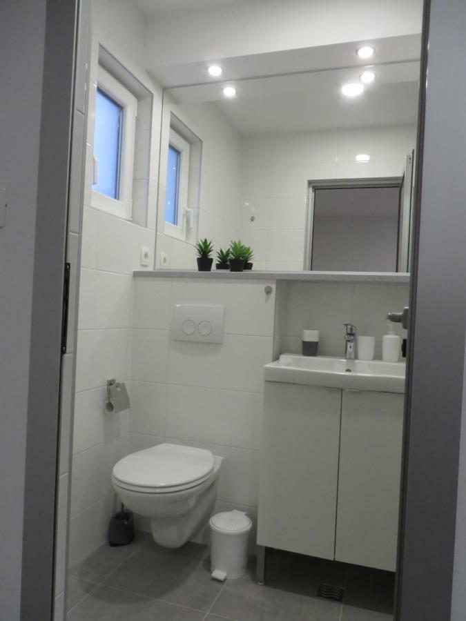 Apartmani Raos Dugi Rat Esterno foto