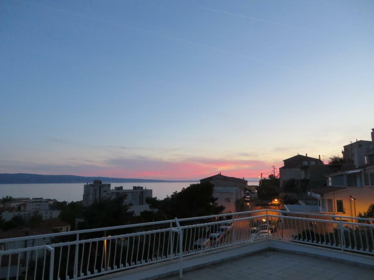 Apartmani Raos Dugi Rat Esterno foto
